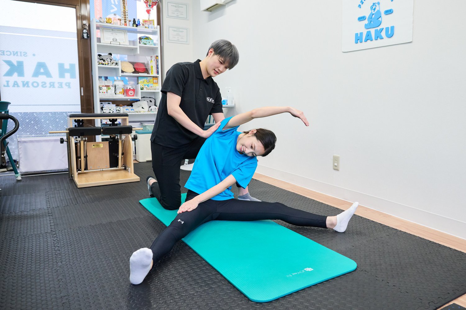 HAKUのトレーナー